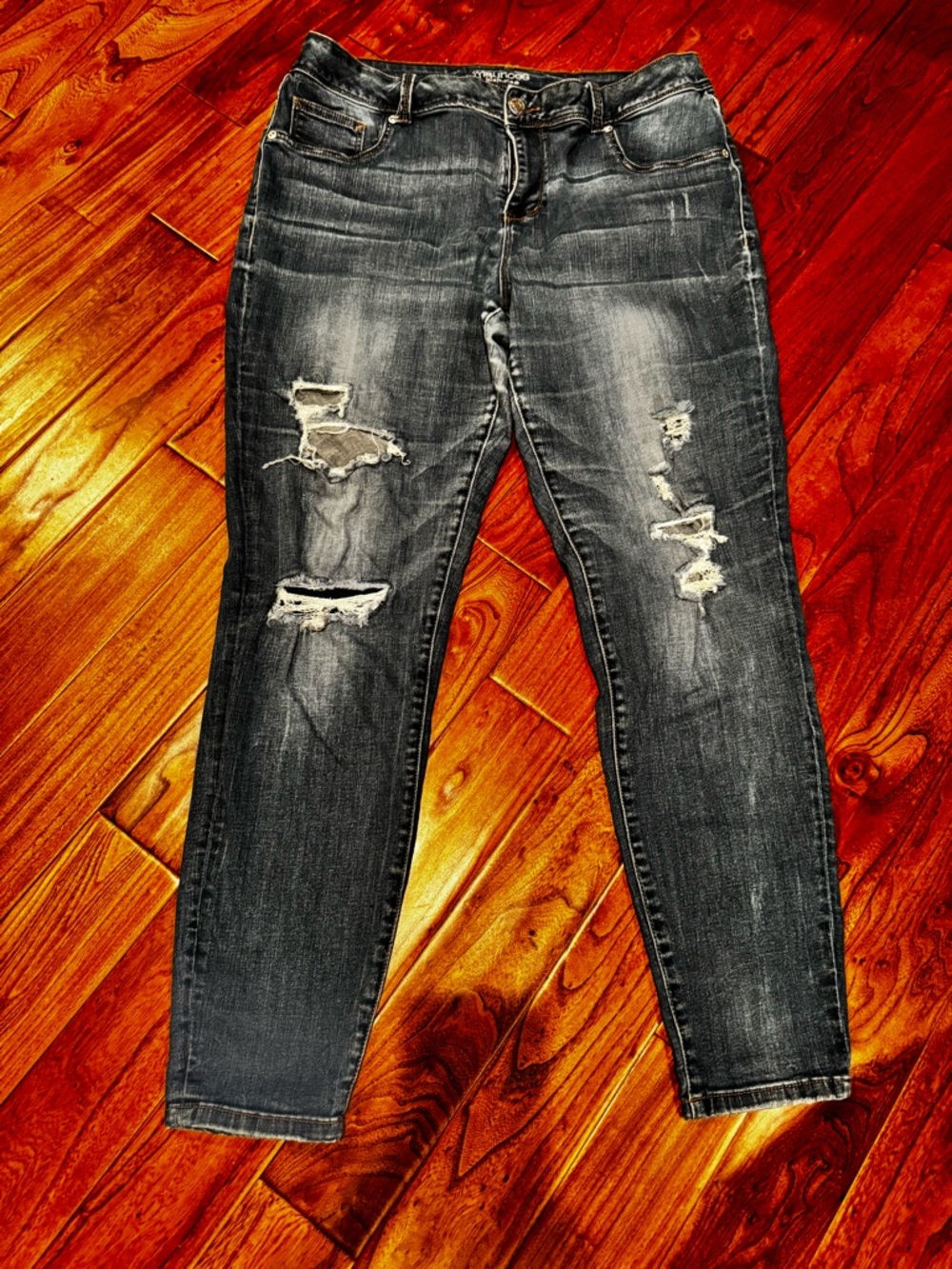 Light Wash Denim Jeans - Light Blue